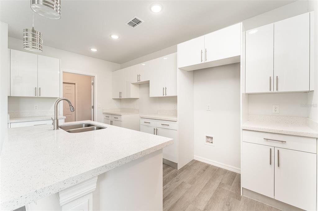 1609 Pickerel Court Kissimmee, FL 34759 - Photo 11 of 32