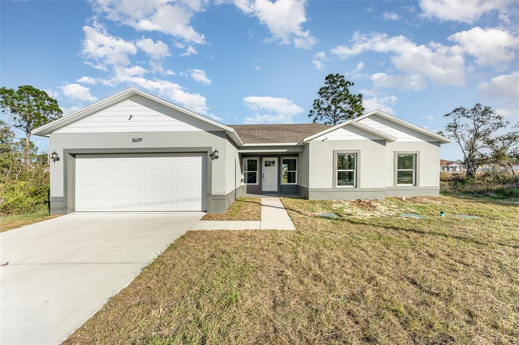 1609 Pickerel Court Kissimmee, FL 34759 - Photo 3 of 32