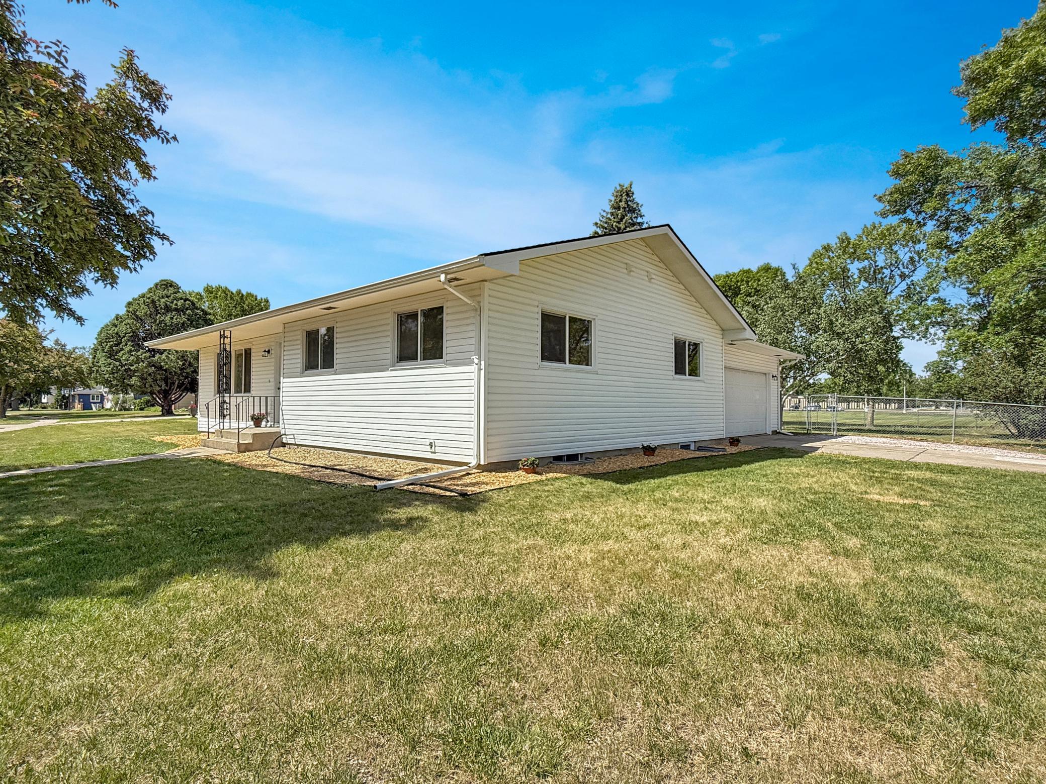 2403 18th Street South Moorhead, MN 56560 - Photo 1 of 33
