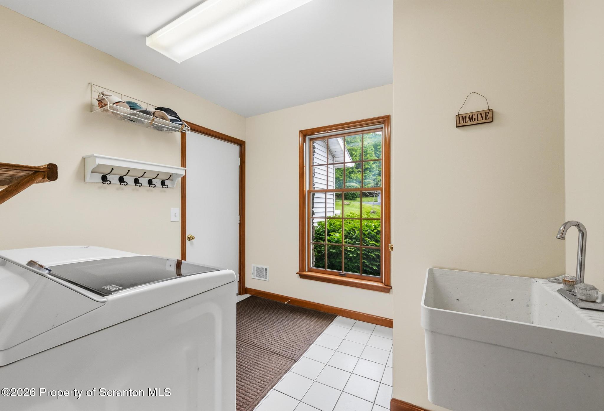 307 Stoney Creek Road Clarks Summit, PA 18411 - Photo 17 of 73 Laundry