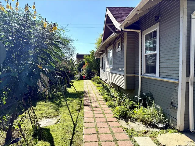 $1,500 | 2431 Michigan Avenue, Los Angeles, CA 90033