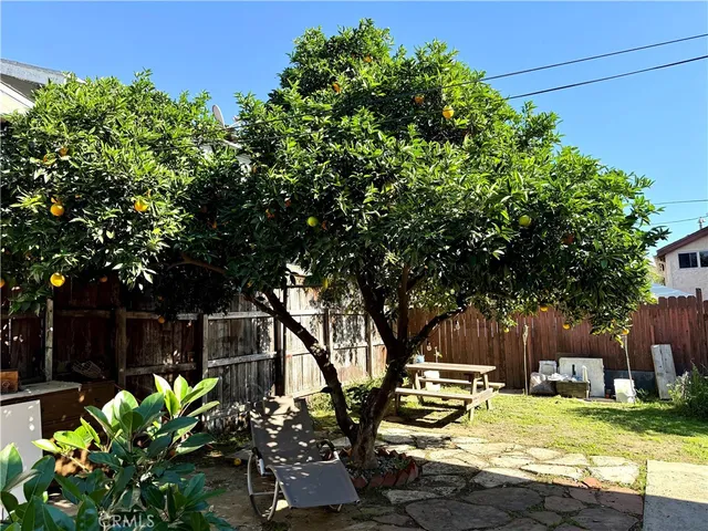 $1,500 | 2431 Michigan Avenue, Los Angeles, CA 90033