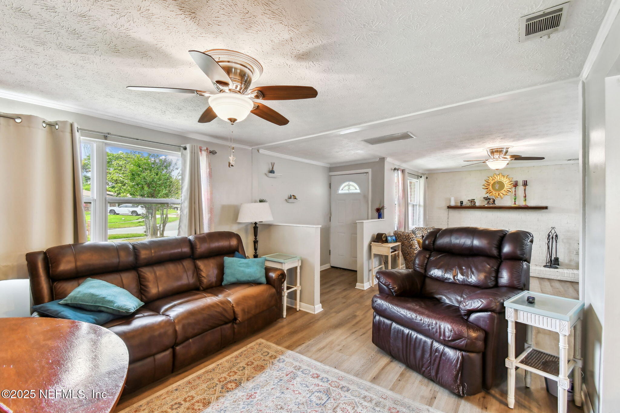 8691 Moss Haven Road Jacksonville, FL 32221 - Photo 17 of 58 Living Room