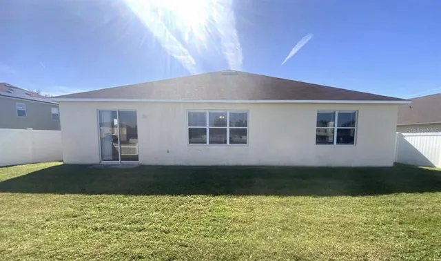 $1,800 | 117 Emily Lane, Brandon, FL 33510