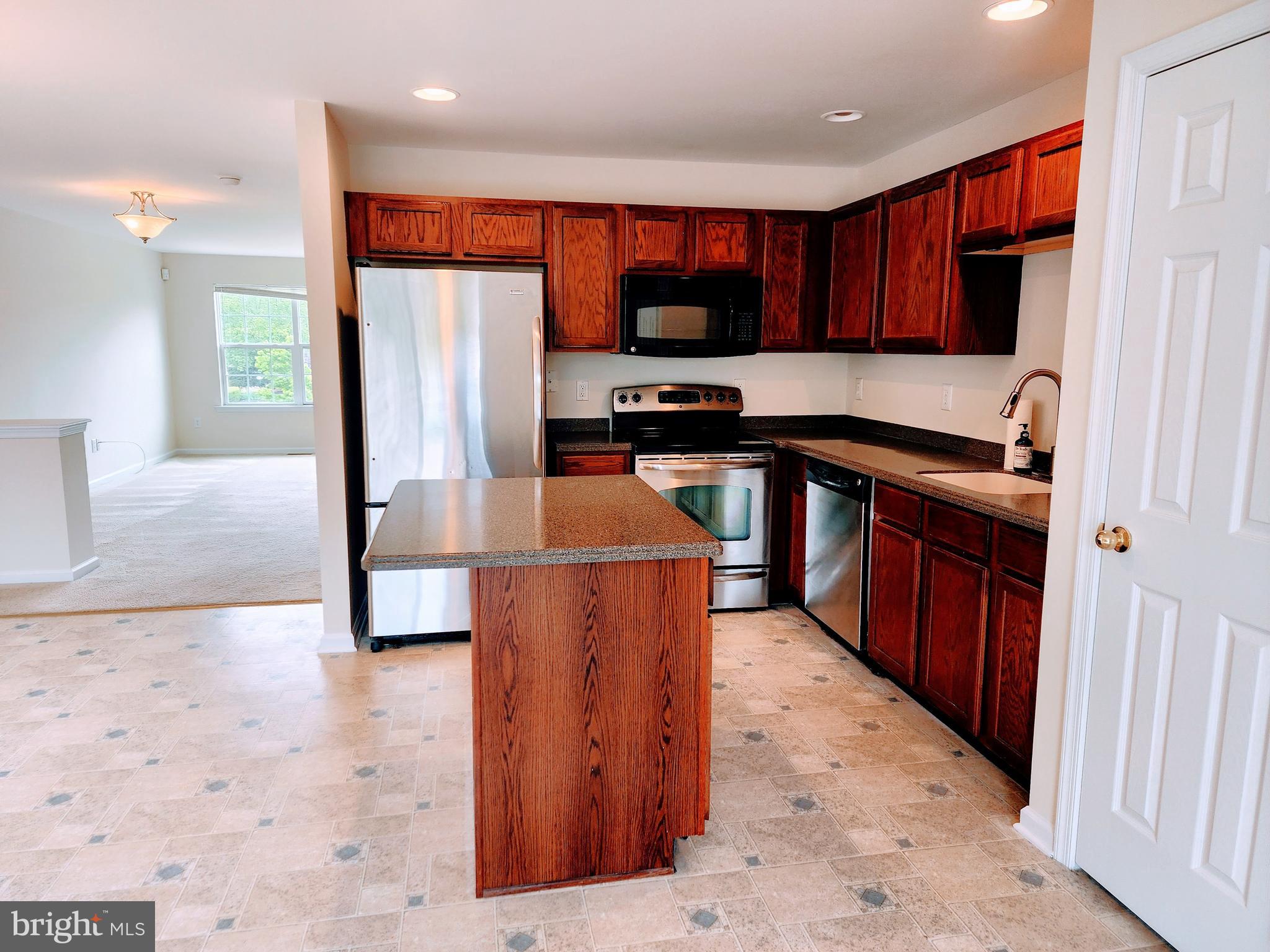 2 Candlestick Lane Sicklerville, NJ 08081 - Photo 11 of 26 Kitchen