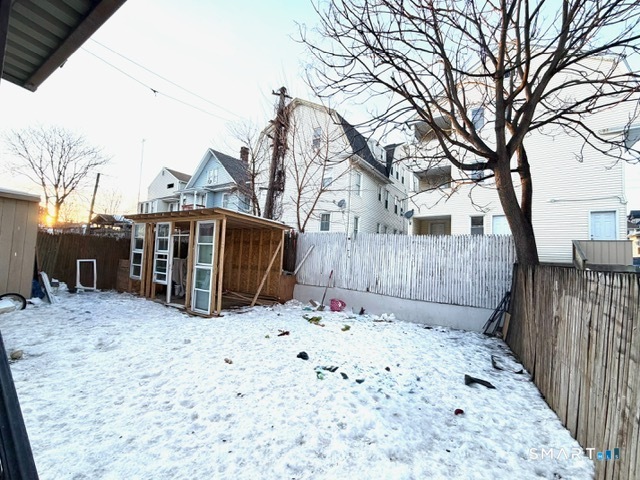 41-43 Washington Terrace Bridgeport, CT 06604 - Photo 10 of 18 a view of wooden fence in front of house