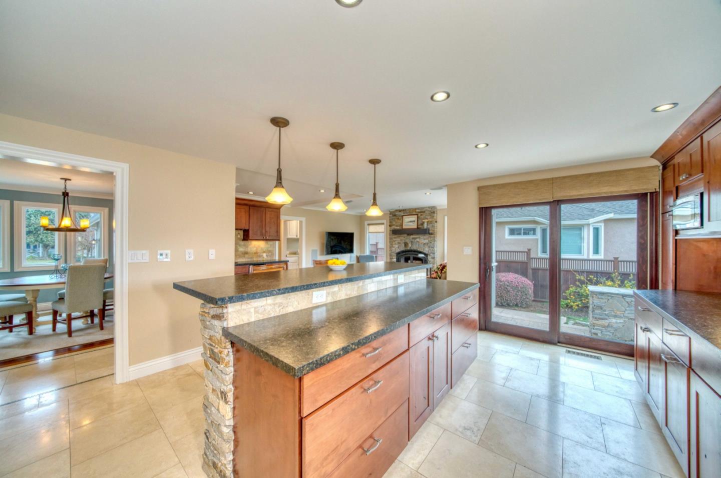 408 Greenbrier Road Half Moon Bay, CA 94019 - Photo 12 of 49 Gallery Image 12