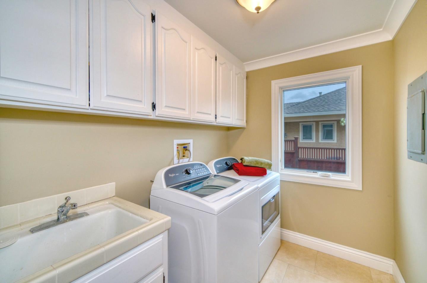 408 Greenbrier Road Half Moon Bay, CA 94019 - Photo 19 of 49 Gallery Image 19