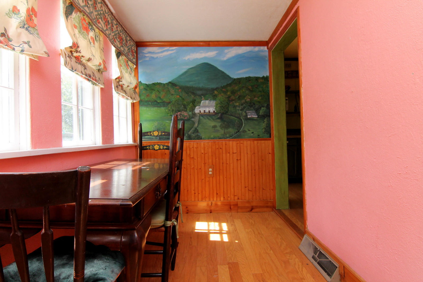 1388 Shadow Mountain Lane Blue Ridge, VA 24064 - Photo 12 of 55 IMG_1316