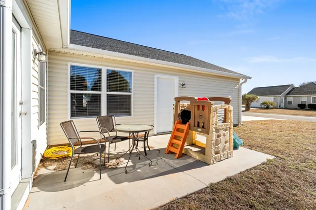 $280,000 | 227 Sweetbay Magnolia Street, Loris, SC 29569