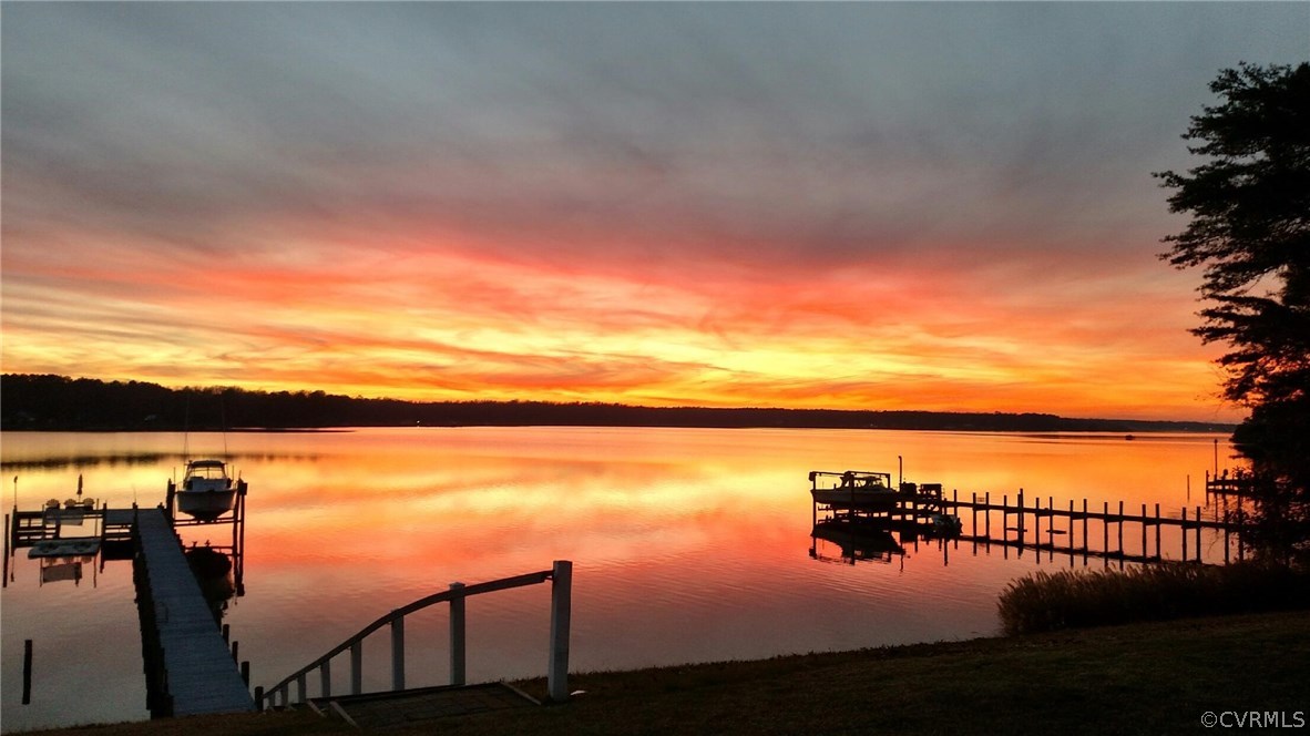 526 Ridge Road Hartfield, VA 23071 - Photo 49 of 50 Sunsets like these at the dimming of the day!
