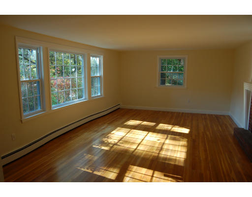 144 Upland Road Concord, MA 01742 - Photo 8 of 12 Gallery Image 8