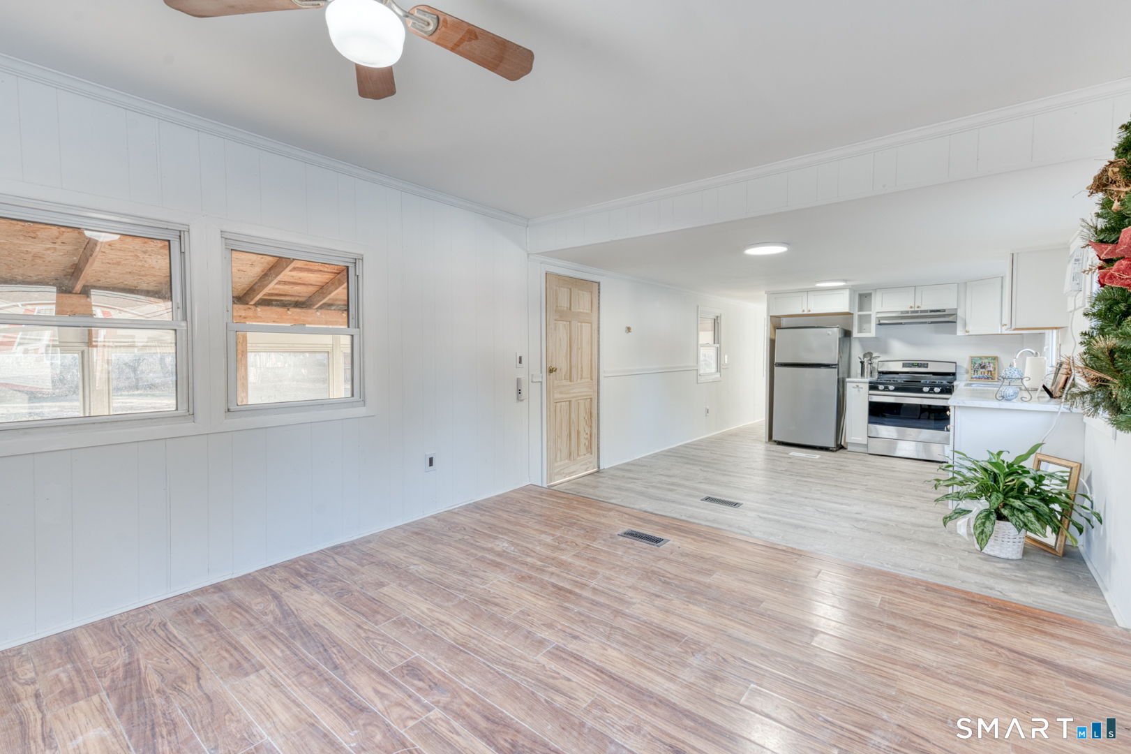 597 Warrenville Road Mansfield, CT 06250 - Photo 23 of 38