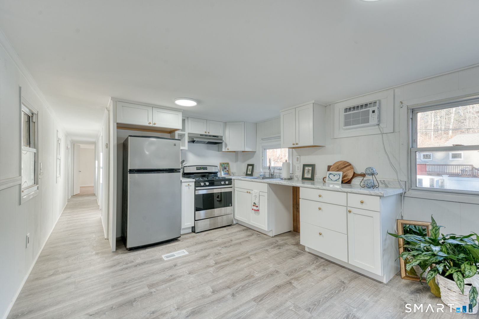 597 Warrenville Road Mansfield, CT 06250 - Photo 24 of 38