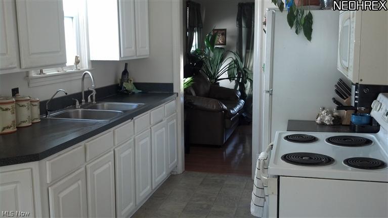 4448 Fulton Road Cleveland, OH 44144 - Photo 2 of 6 Gallery Image 2