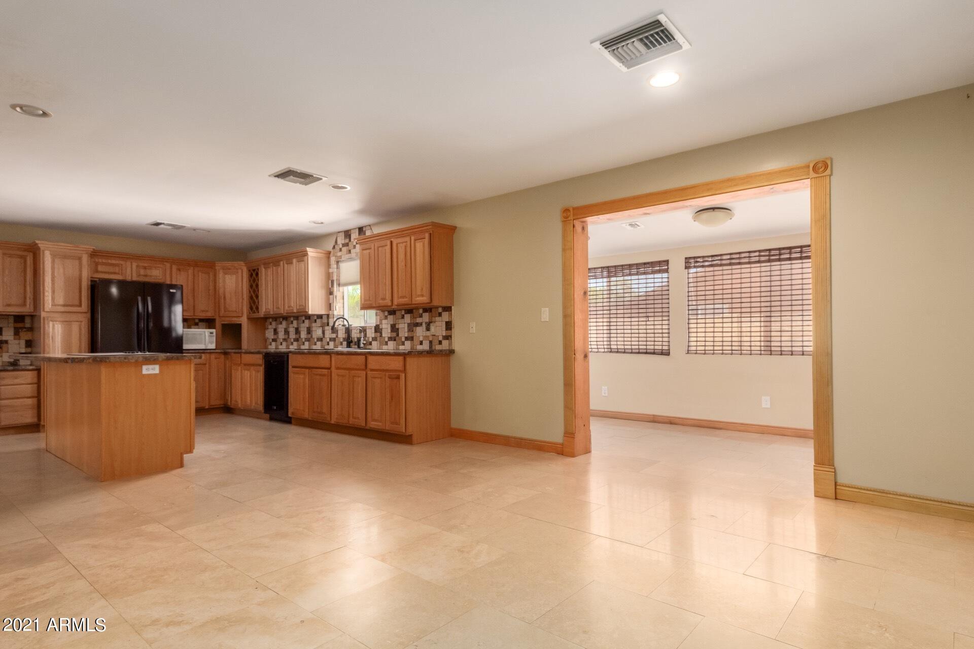 1608 West Inverness Drive Tempe, AZ 85282 - Photo 10 of 23