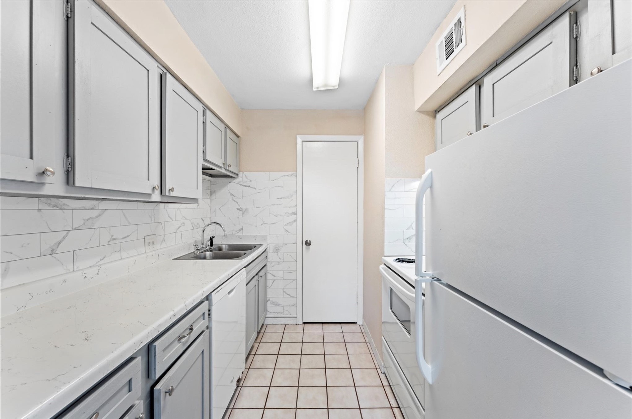 3316 Burke Road, Unit 43 Pasadena, TX 77504 - Photo 10 of 16 Gallery Image 10