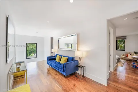 $5,490,000 | 7501 Coquina Drive, North Bay Village, FL 33141