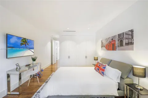 $5,490,000 | 7501 Coquina Drive, North Bay Village, FL 33141