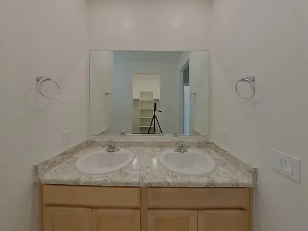 $1,599 | 19781 North Lauren Road, Maricopa, AZ 85138