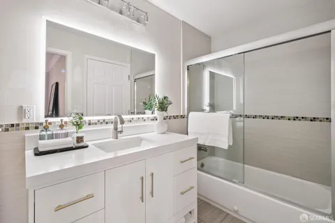 $1,250,000 | 1634 Palou Avenue, San Francisco, CA 94124