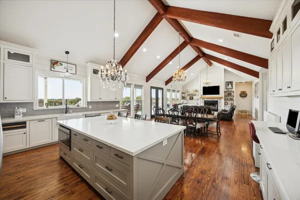 $799,000 | 2283 Farm To Market 332 Brenham Tx 77833, Brenham, TX 77833