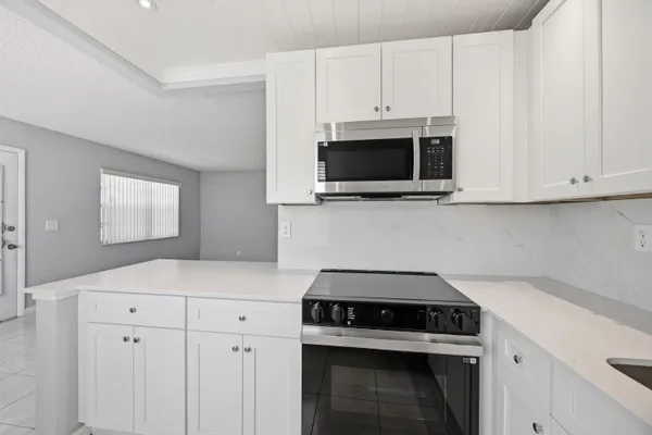 $149,500 | 422 Burgundy I, Delray Beach, FL 33484