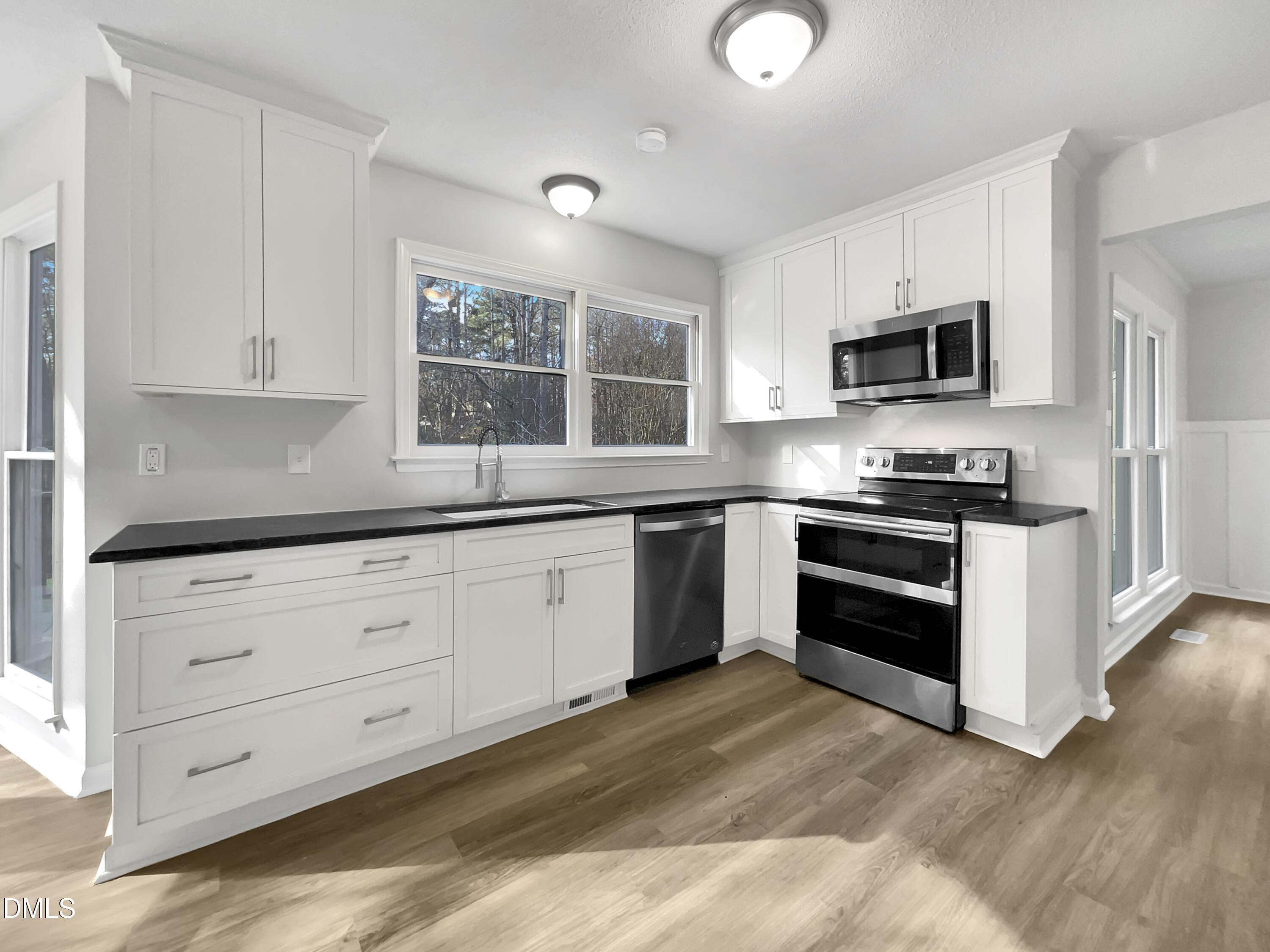 8113 Greywinds Drive Raleigh, NC 27615 - Photo 7 of 20 photo_16