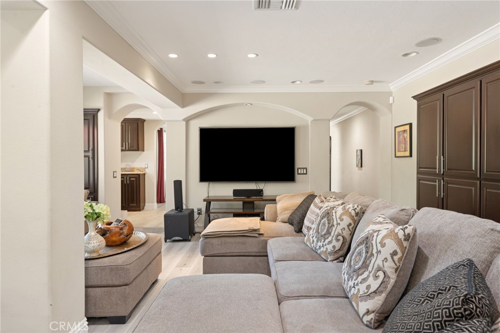 6590 Hawarden Drive Riverside, CA 92506 - Photo 15 of 68