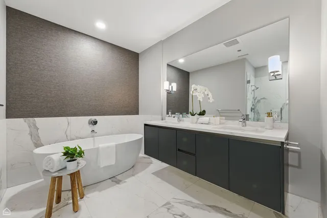 $18,333 | 146 West Erie Street, Unit 1101, Chicago, IL 60654