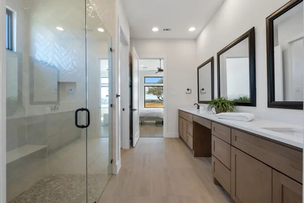 $829,000 | 2401 Kahala Sunset Drive, Spicewood, TX 78669