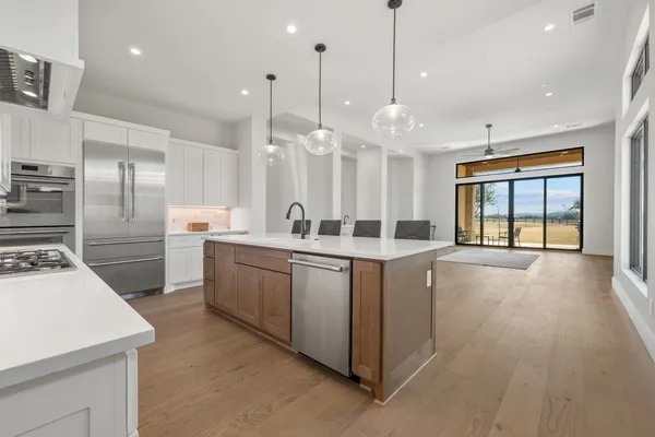 $829,000 | 2401 Kahala Sunset Drive, Spicewood, TX 78669