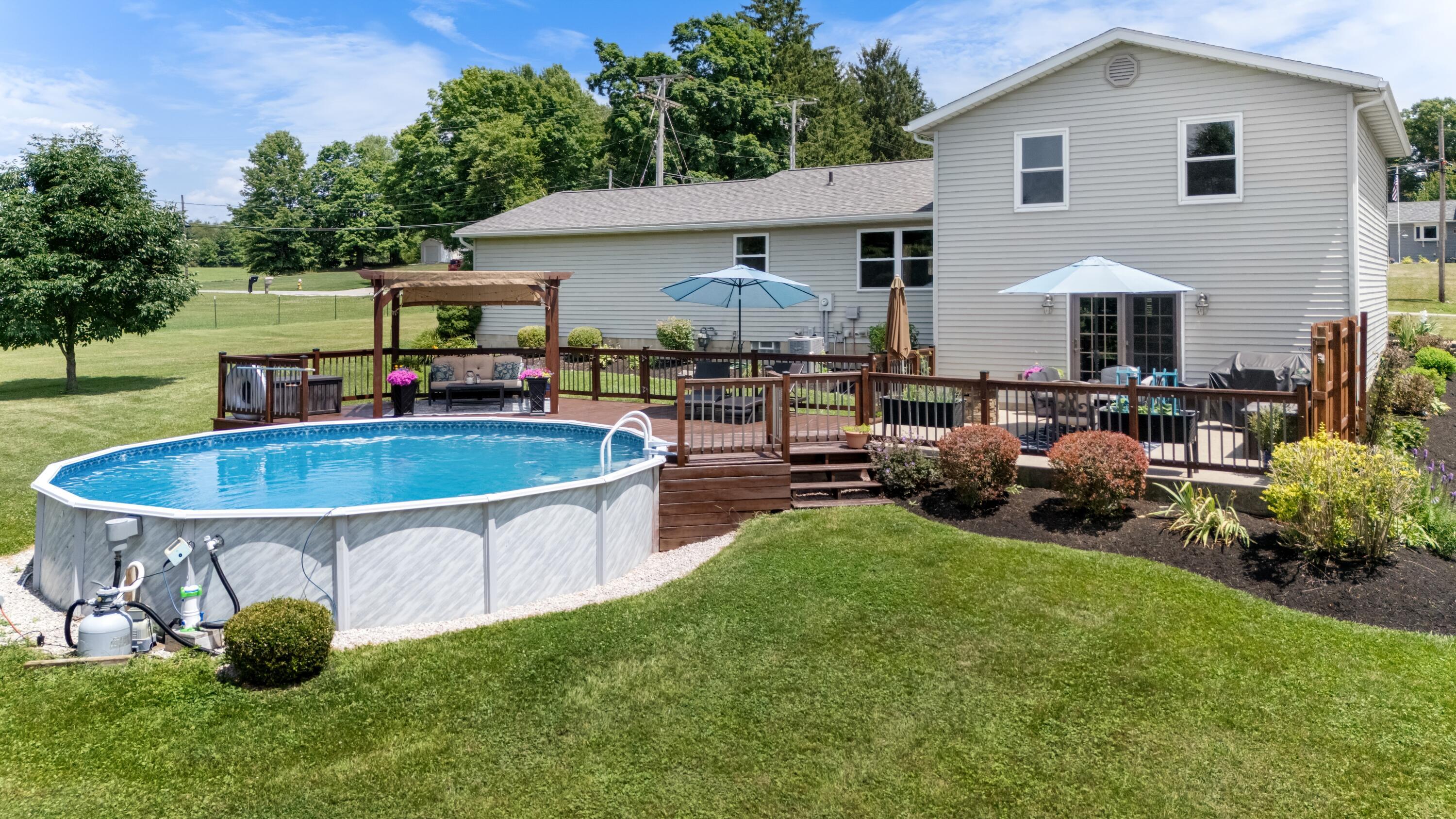 461 Rock Road Ontario, OH 44903 - Photo 6 of 31 DJI_20240709141321_0076_D