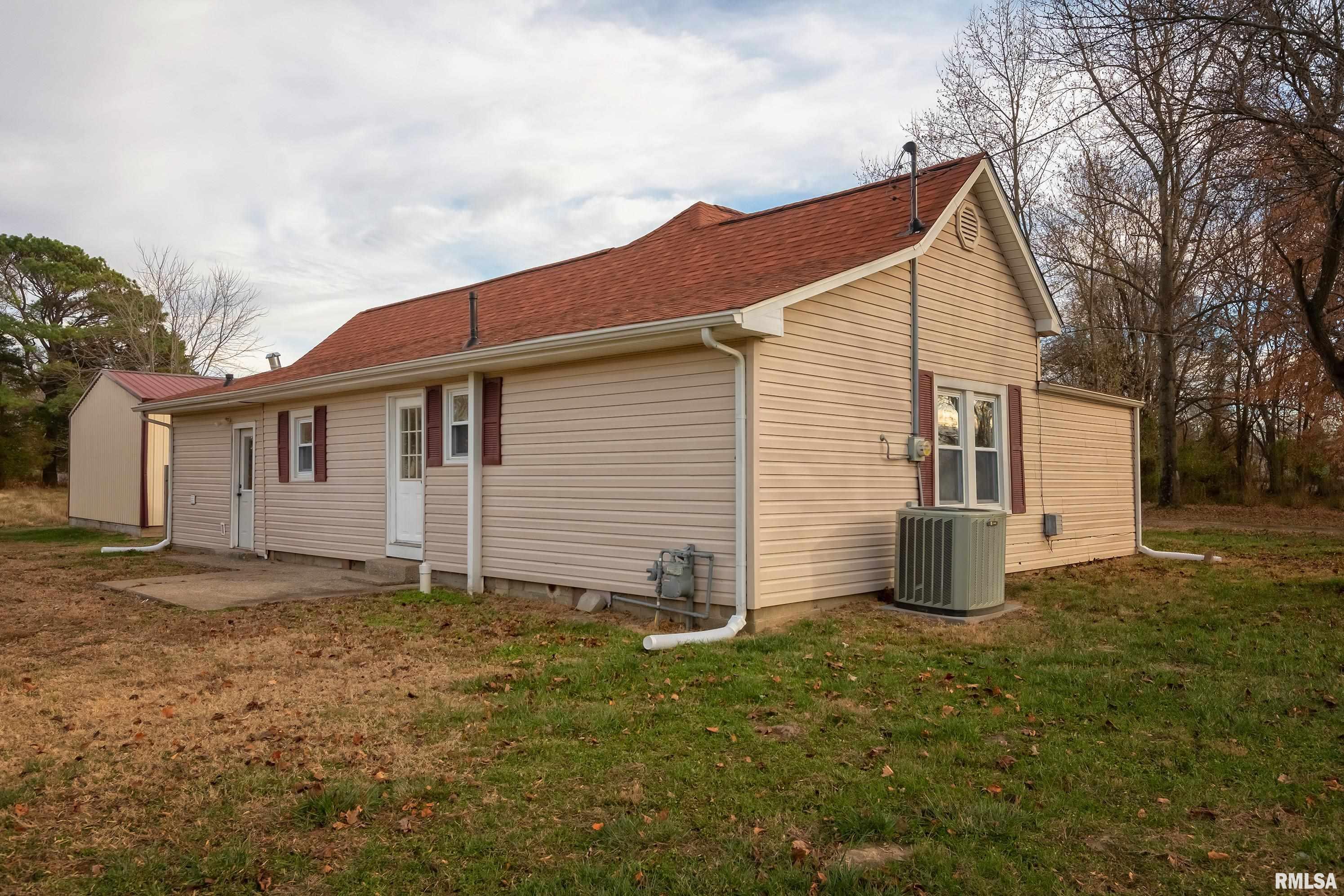 307 7th Street Colp, IL 62918 - Photo 19 of 33