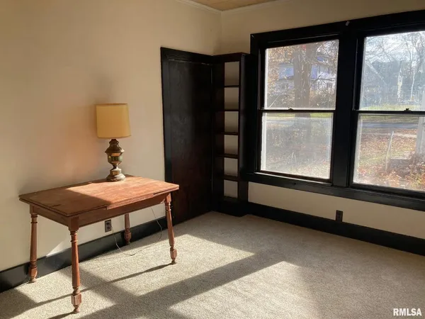 $122,000 | 1605 Arlington Avenue, Davenport, IA 52803