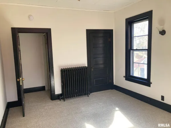 $122,000 | 1605 Arlington Avenue, Davenport, IA 52803