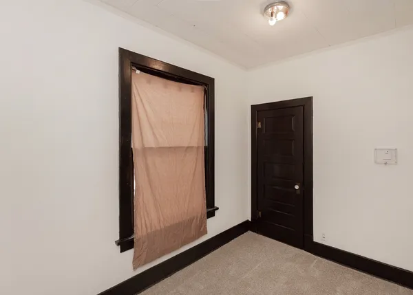 $122,000 | 1605 Arlington Avenue, Davenport, IA 52803