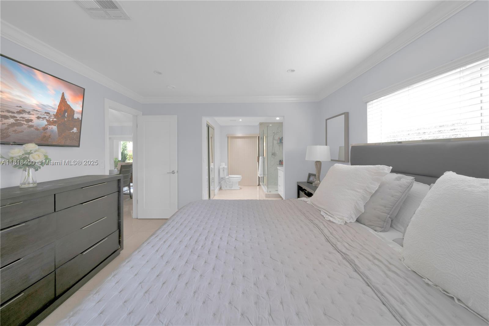 14051 Southwest 48th Street Miami, FL 33175 - Photo 34 of 53