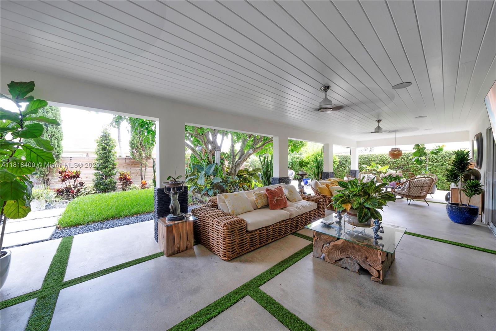 14051 Southwest 48th Street Miami, FL 33175 - Photo 38 of 53