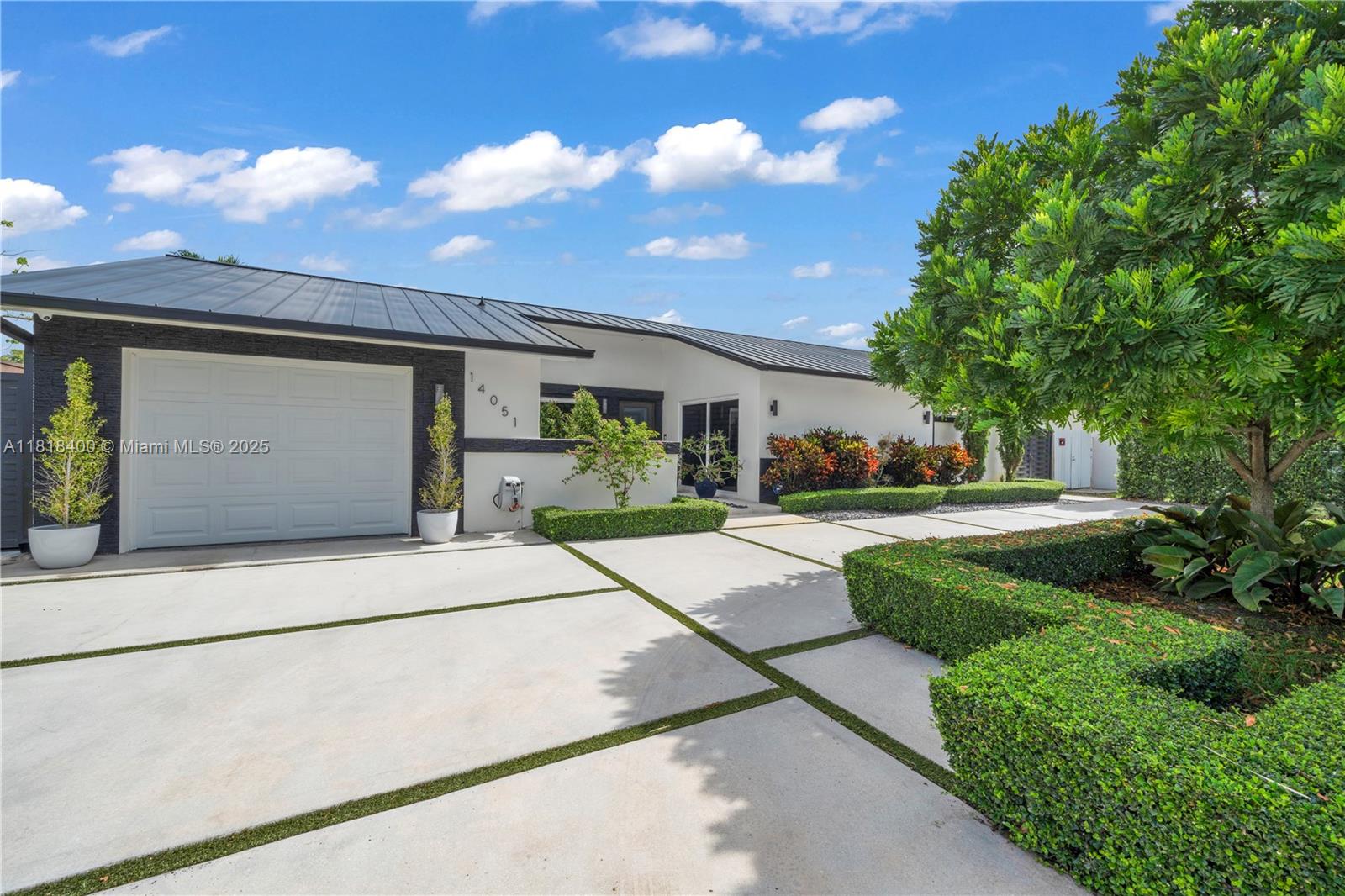 14051 Southwest 48th Street Miami, FL 33175 - Photo 5 of 53