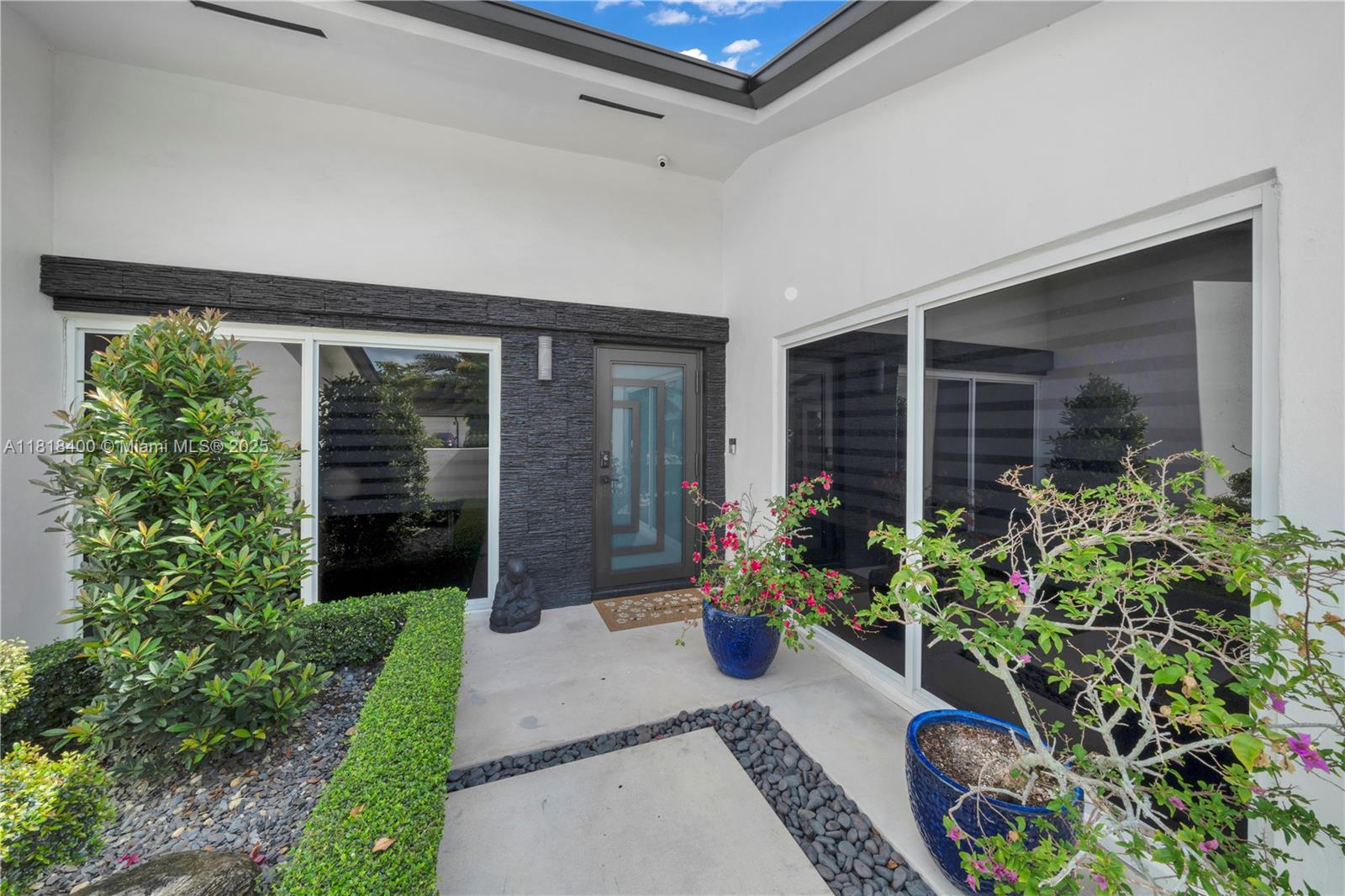 14051 Southwest 48th Street Miami, FL 33175 - Photo 8 of 53