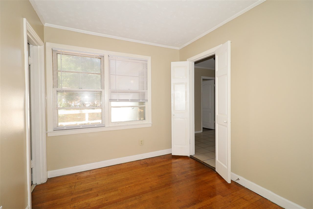 1043 North Perkins Road Memphis, TN 38122 - Photo 11 of 15