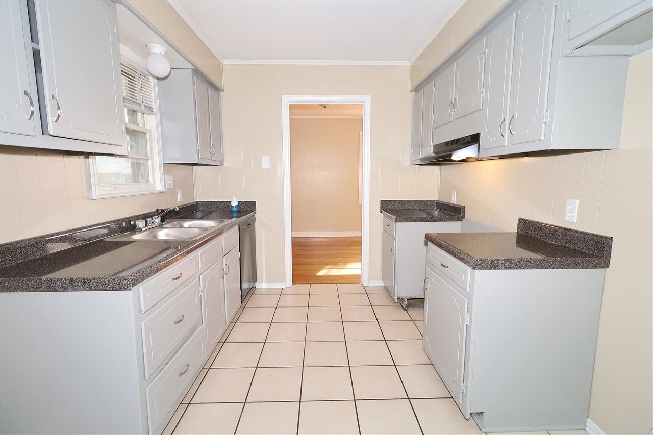 1043 North Perkins Road Memphis, TN 38122 - Photo 8 of 15