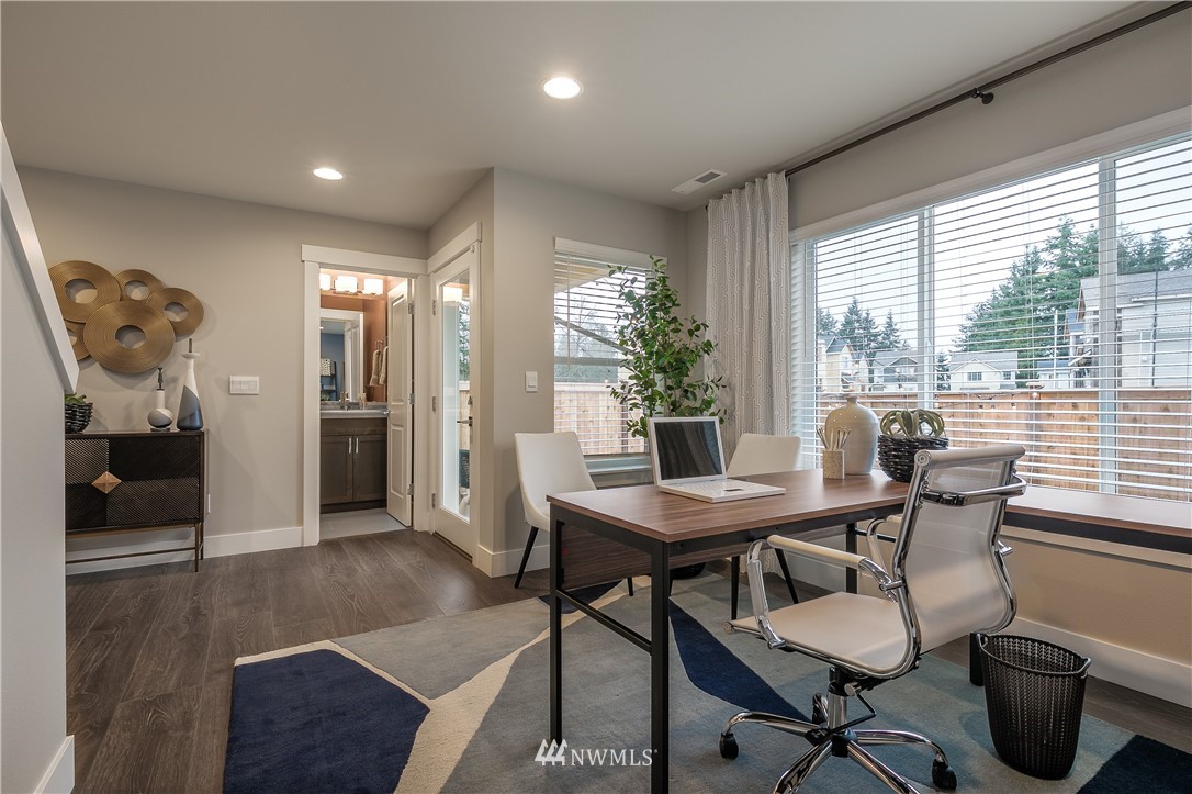 23205 89th Avenue West, Unit 8 Edmonds, WA 98026 - Photo 8 of 37 a view of a dining room with furniture and window