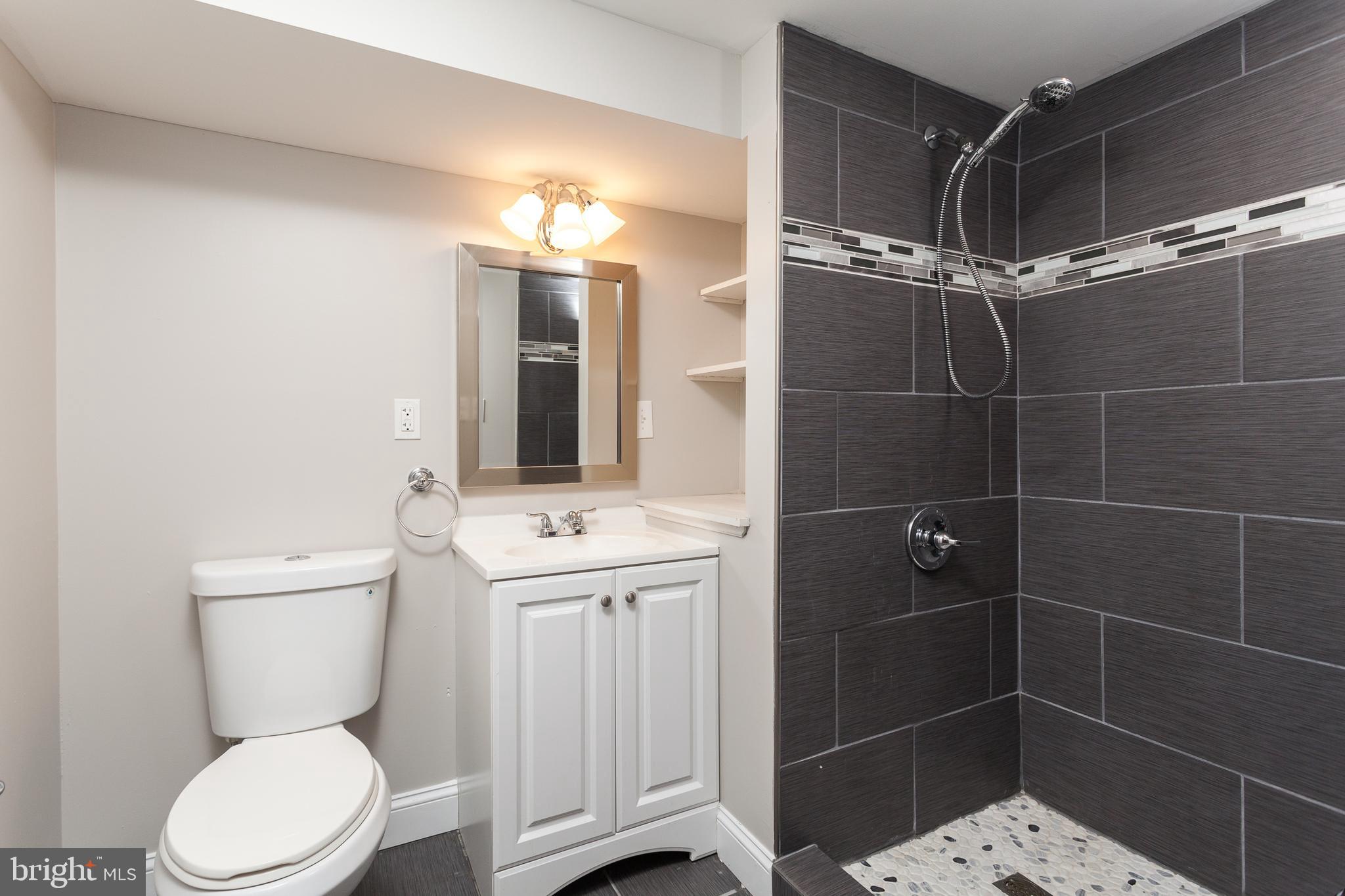 721 South Woodington Road Baltimore, MD 21229 - Photo 26 of 33 Lower Level Full Bath