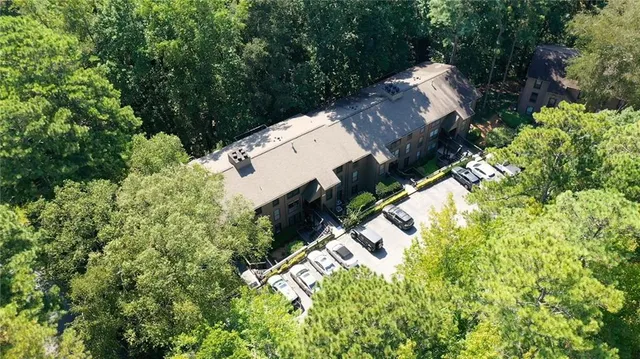 $250,000 | 2205 Cumberland Court Southeast, Smyrna, GA 30080