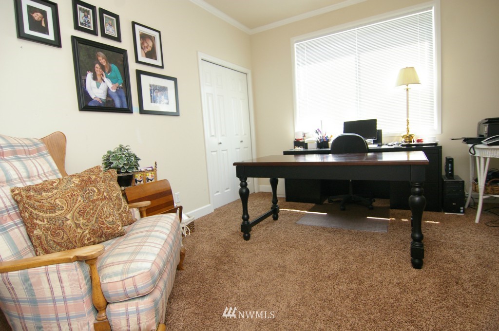 20814 37th Avenue Southeast Bothell, WA 98021 - Photo 13 of 18