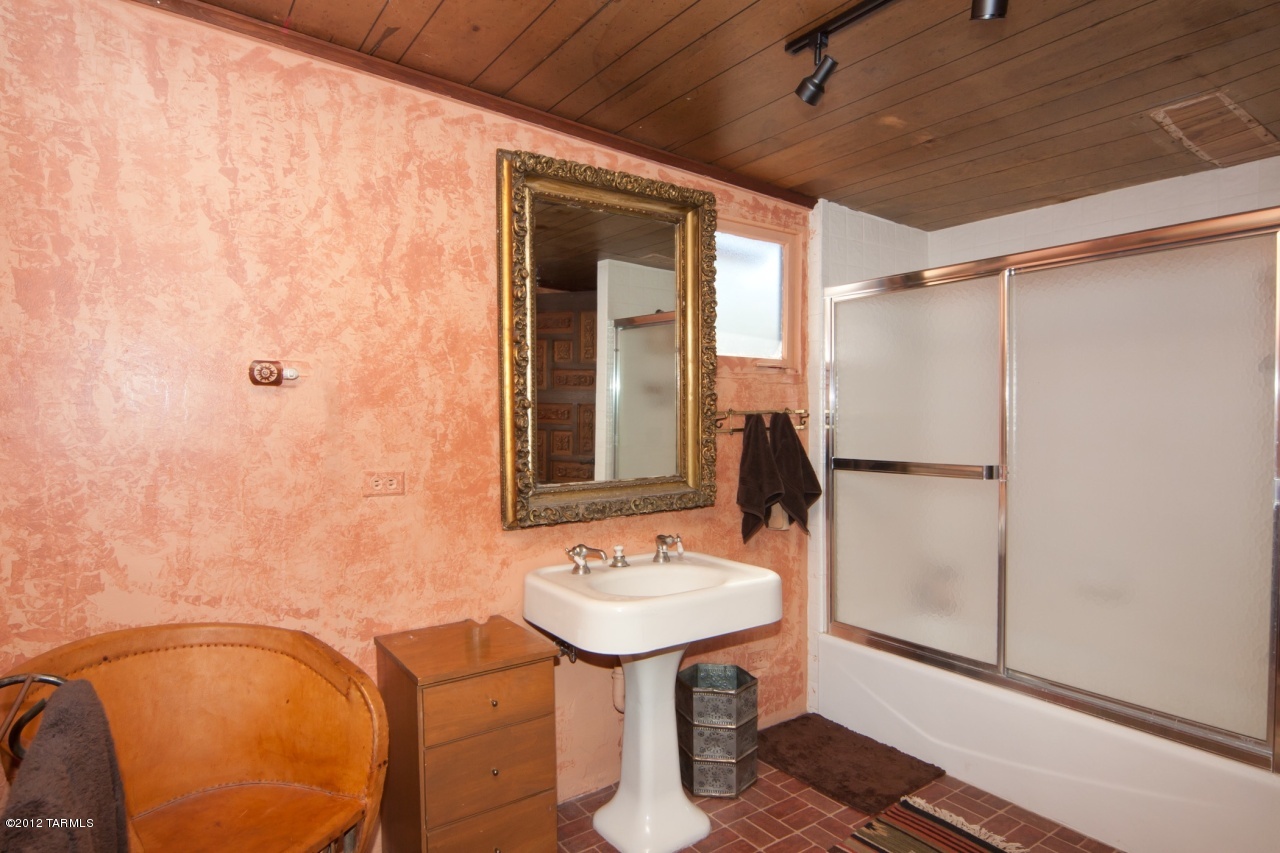 5354 East Fort Lowell Road Tucson, AZ 85712 - Photo 22 of 34