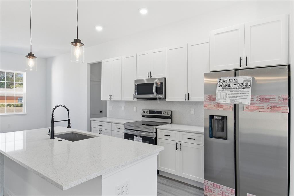 16218 Southwest 27th Terrace Road Ocala, FL 34473 - Photo 9 of 35