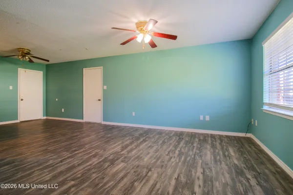 $189,900 | 12448 North Oaklawn Lane, Biloxi, MS 39532
